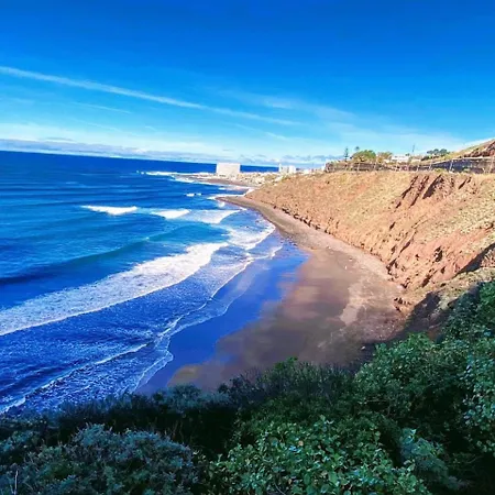 Callao Surf House *